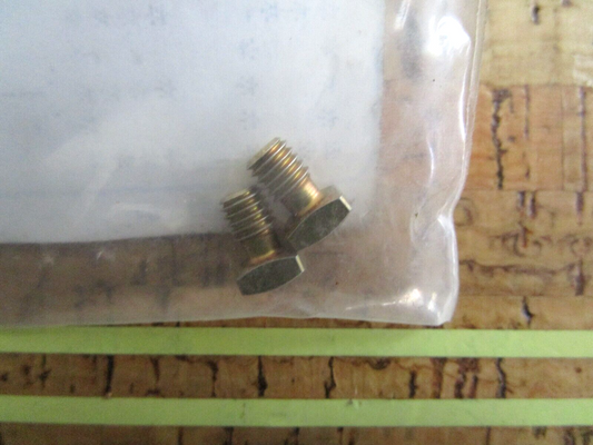 *NEW OEM* (LOT OF 2) 0810 OMC Johnson Evinrude Set Screw 912304 0912304