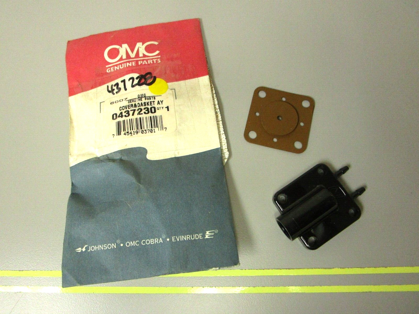 *NEW OEM* 0750 OMC Johnson Evinruide COVER & GASKET AY 437230 0437230