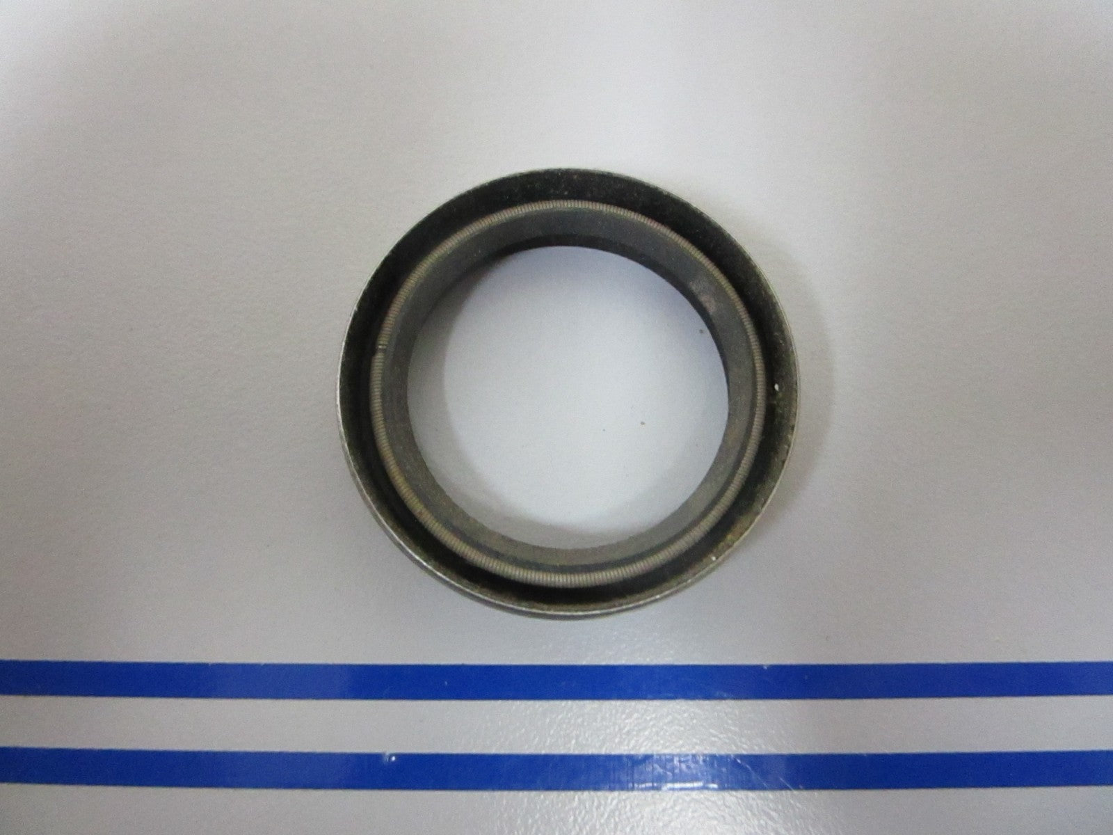 NEW OEM 308500 0308500 OMC Johnson Evinrude Seal 0720