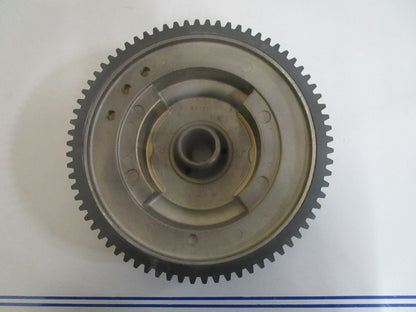 *NEW OEM* 0820 OMC Johnson Evinrude Flywheel 583696 0583696 583697