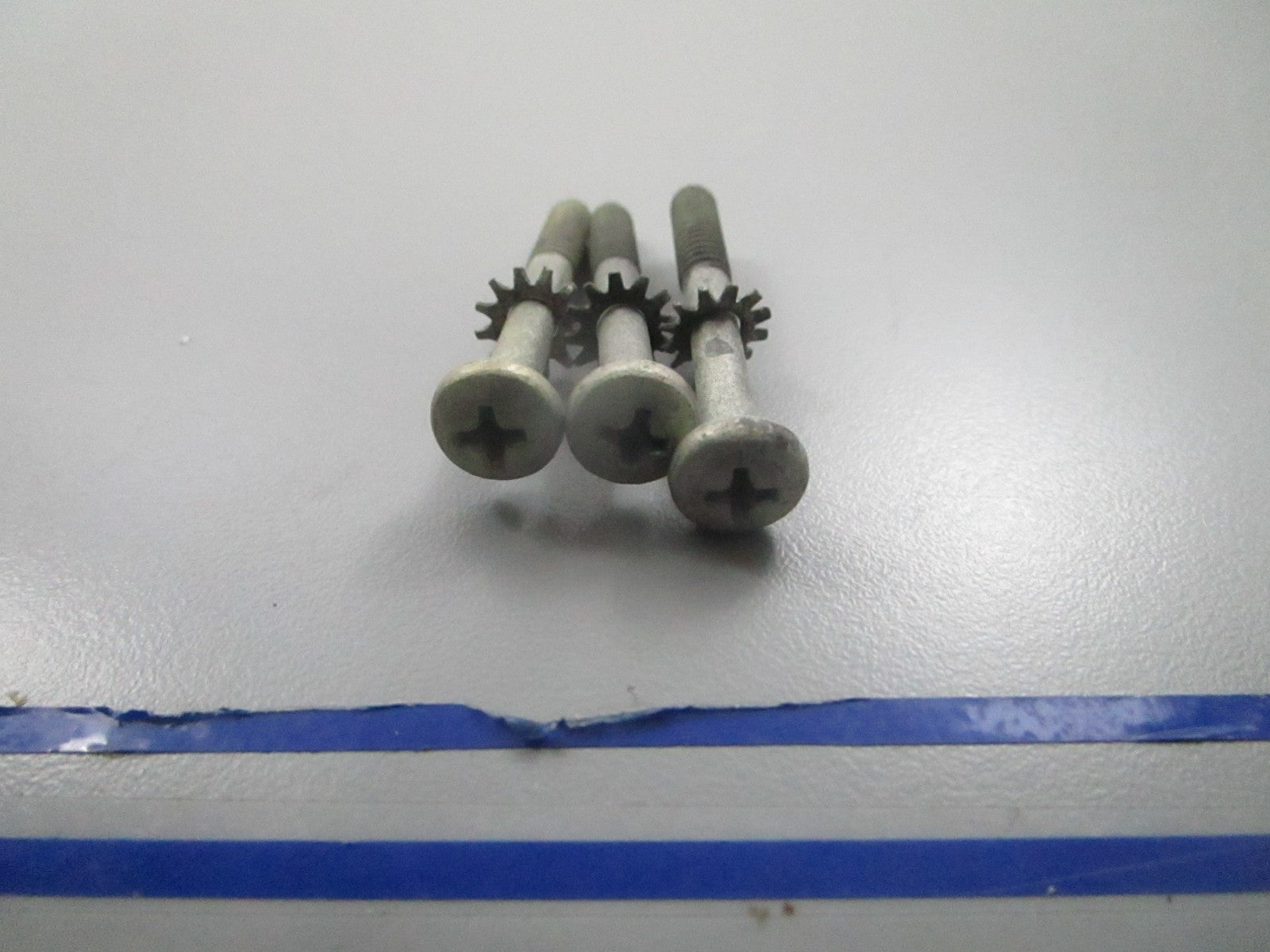 *NEW OEM* (LOT OF 3) 0810 OMC Johnson Evinrude Screw 510286 0510286