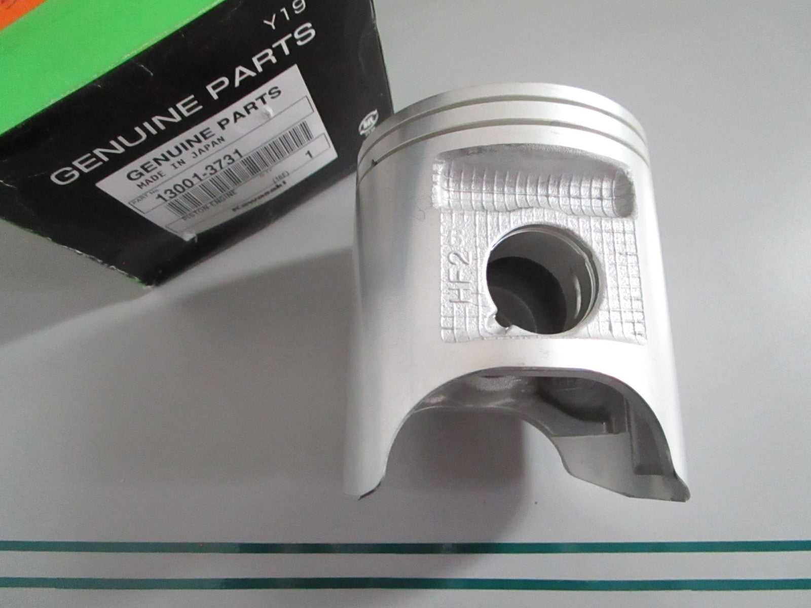 NEW OEM 13001-3731 Kawasaki Engine Piston 0820
