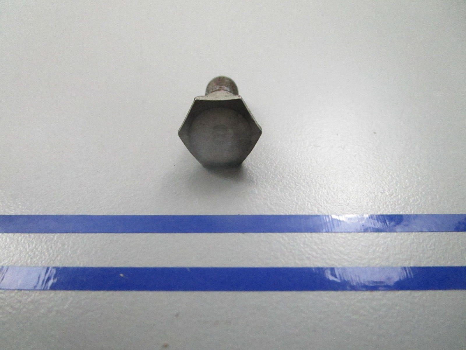 *NEW OEM* 0810 Mercury Quicksilver Screw 768042