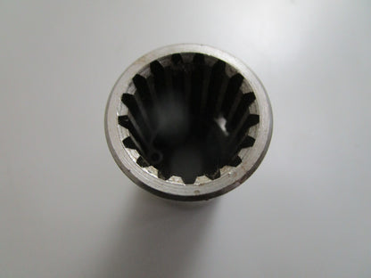 *NEW OEM* 0820 Volvo Penta Splined Sleeve 897368