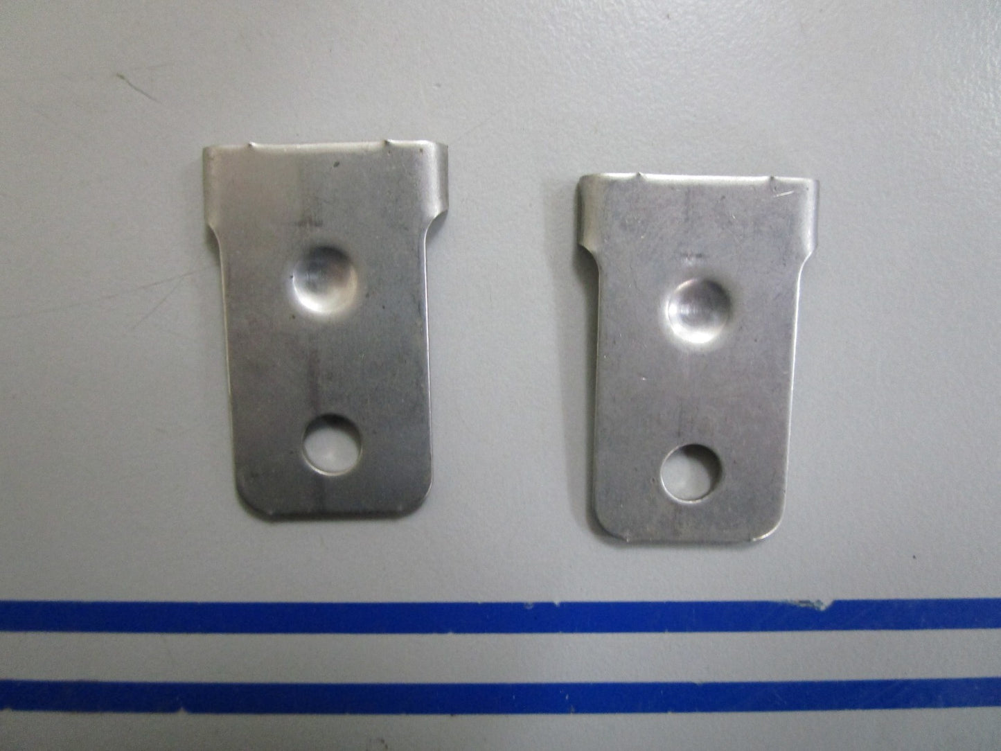 *NEW OEM* (LOT OF 2) 0810 OMC Johnson Evinrude Metal Clamp 328059 0328059
