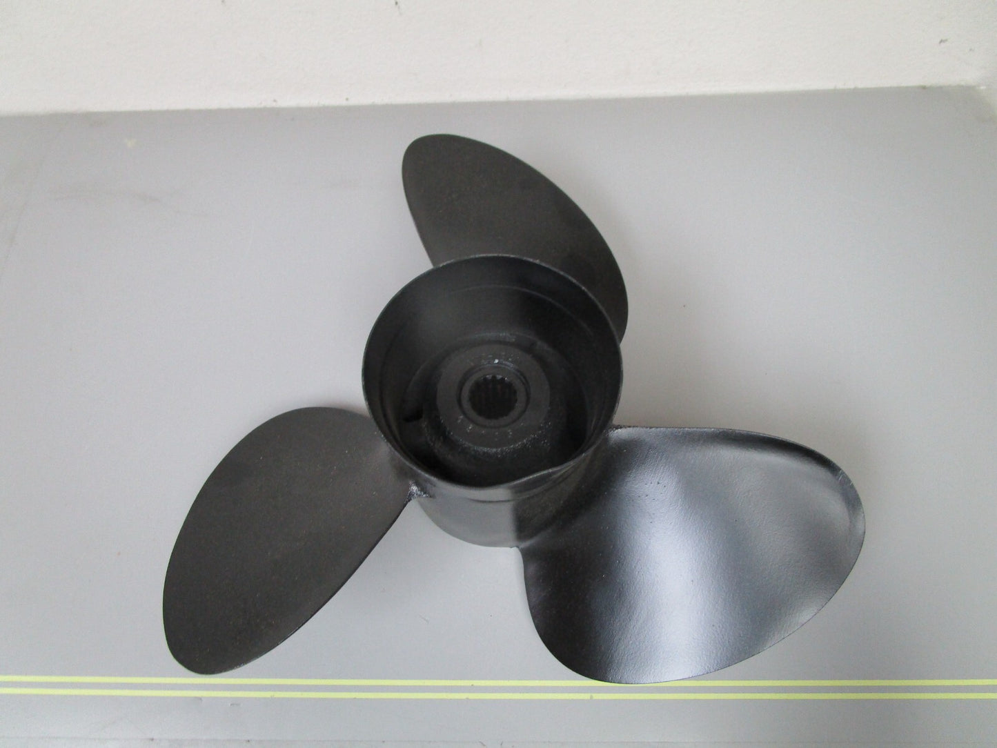 *NEW* 0720 Michigan Wheel 15.5 x 19 Propeller 031037 Replace: Mercury 25 - 70 hp