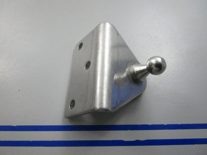 NEW 321582-1 Sea-Dog 90 Degree Wide Gas Lift Mount 0810
