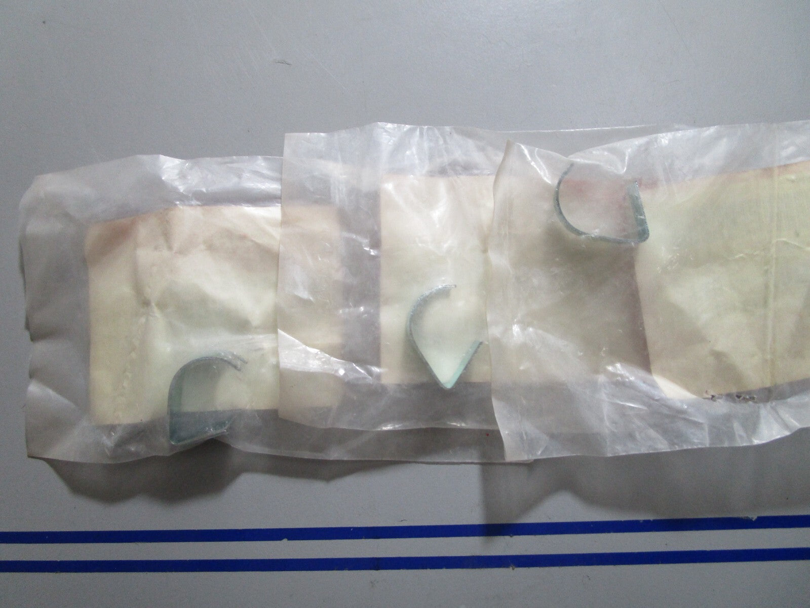 *NEW OEM* (LOT OF 3) 0810 Honda Spring Clip 91451-VB5-D00