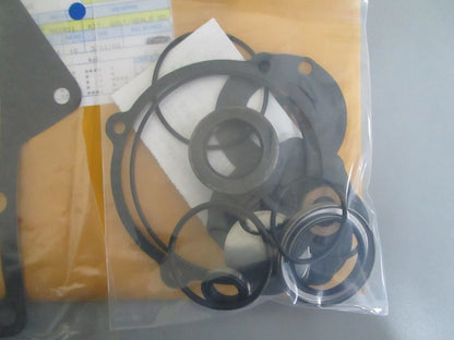 *NEW OEM* 0820 OMC Johnson Evinrude Gasket/Seal Kit 981801 0981801