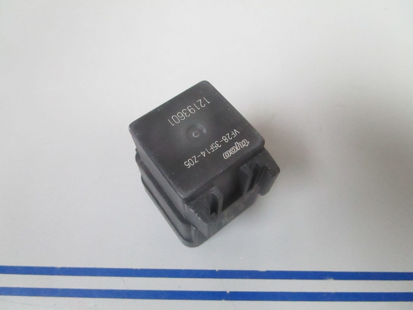 *NEW OEM* 0720 Mercury Quicksilver Relay 807057T