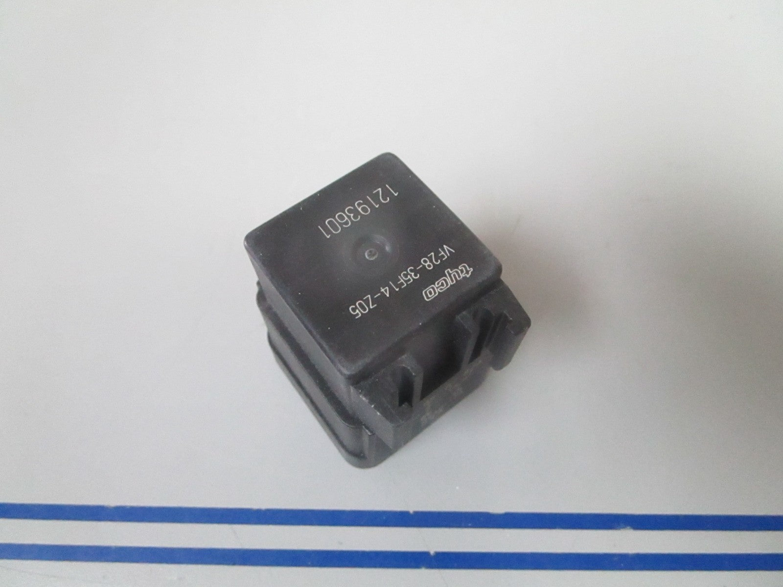 *NEW OEM* 0720 Mercury Quicksilver Relay 807057T
