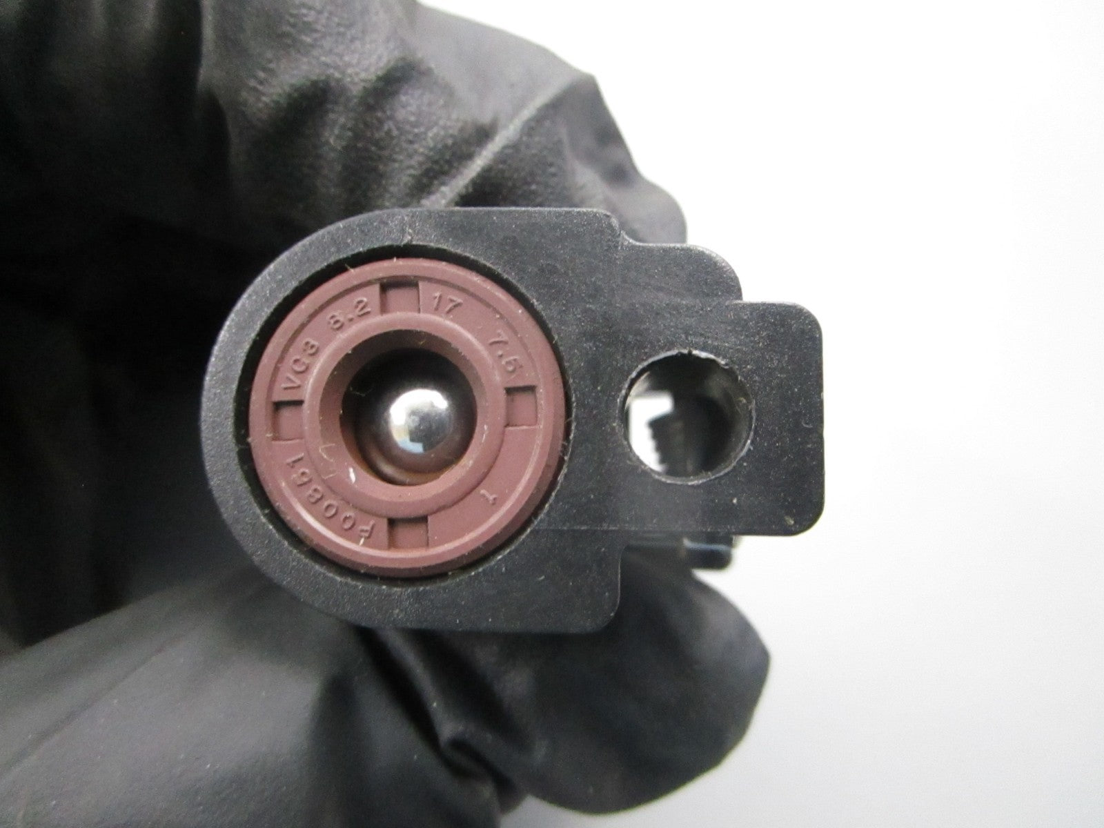 NEW 18-80413 Replaces: Yamaha 6G1-24305-04-00 Sierra Fuel Connector 0810