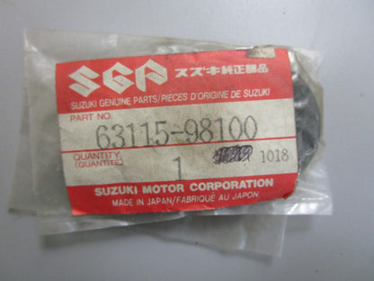 *NEW OEM* 0810 Suzuki Tiller Handle Bush Cover 63115-98100