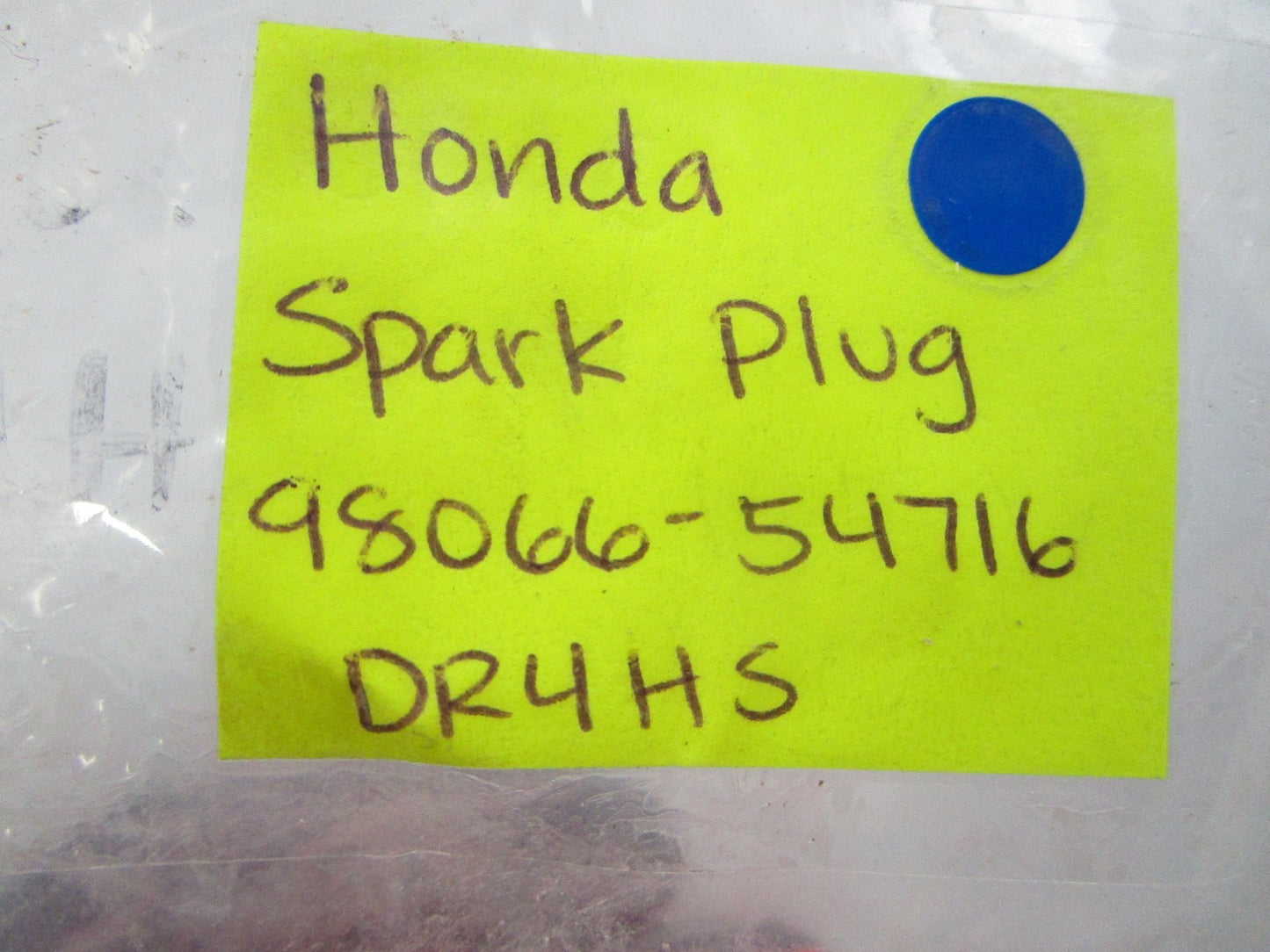 *NEW OEM* (LOT OF 6) 0810 Honda Spark Plug 98066-54716 DR4HS