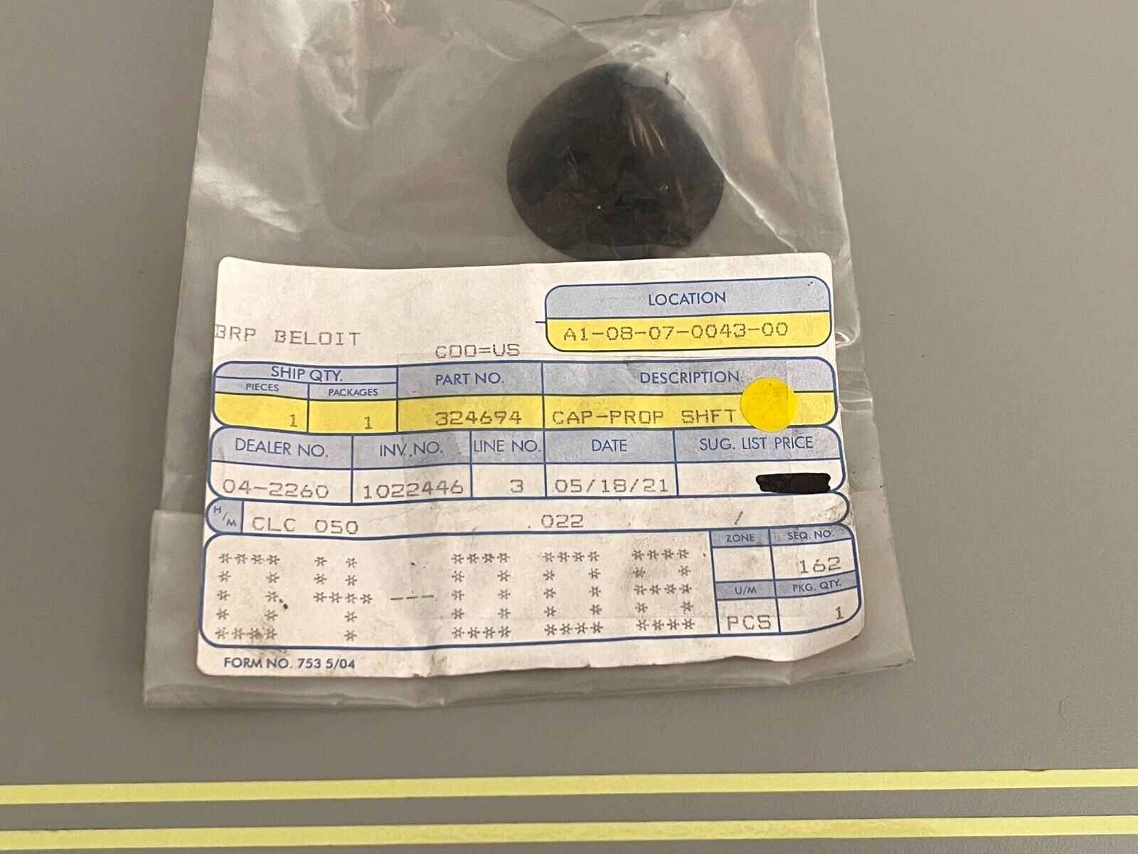 *NEW OEM* 0810 OMC Johnson Evinrude Prop Shaft Cap 324694 0324694