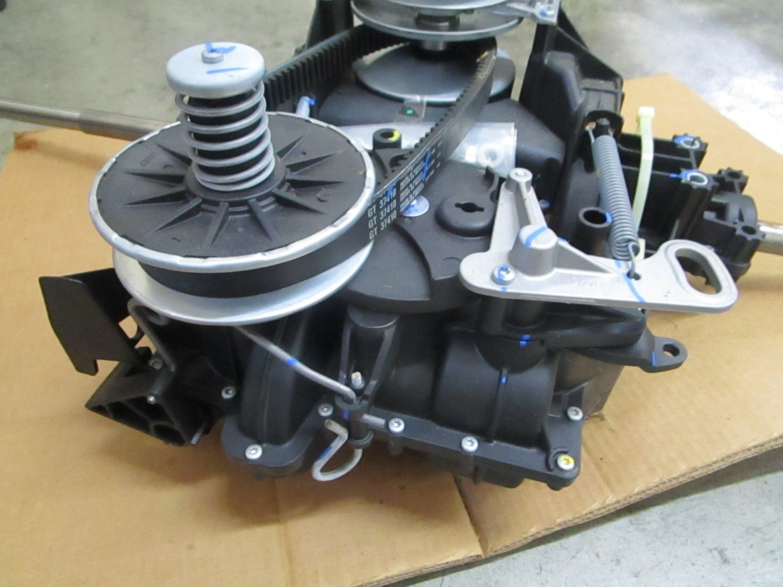 *NEW OEM* 0820 John Deere Transmission Assy AUC11077 MPGX1008