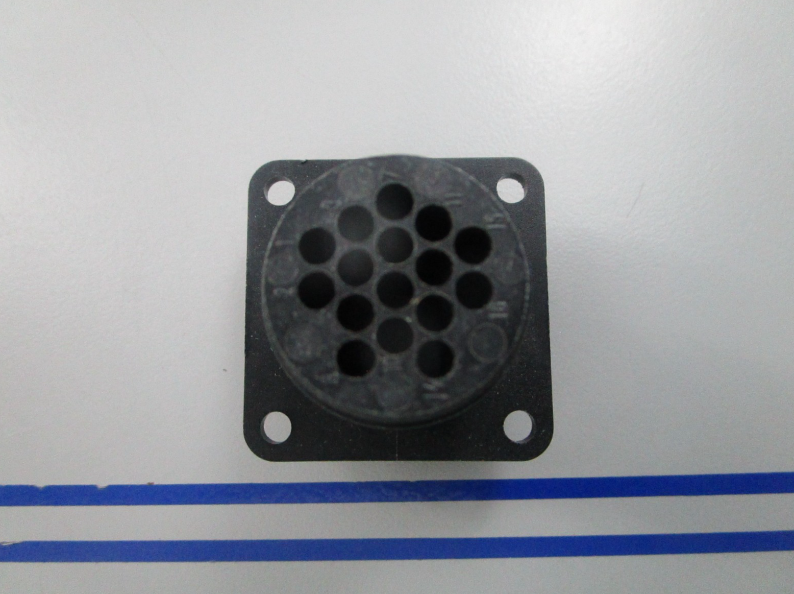 NEW OEM 846611 Volvo Penta Housing 0810