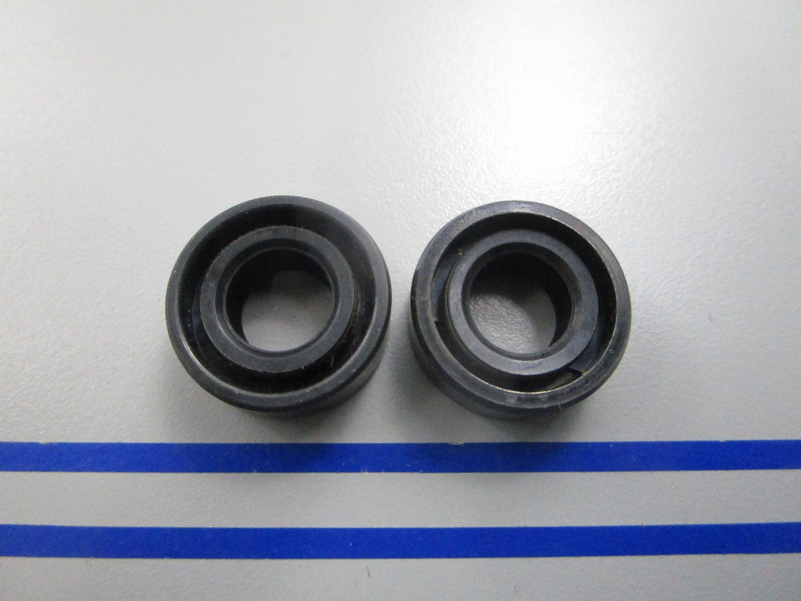 NEW OEM (LOT OF 2) 26-82251M Mercury Quicksilver Oil Seal 0810