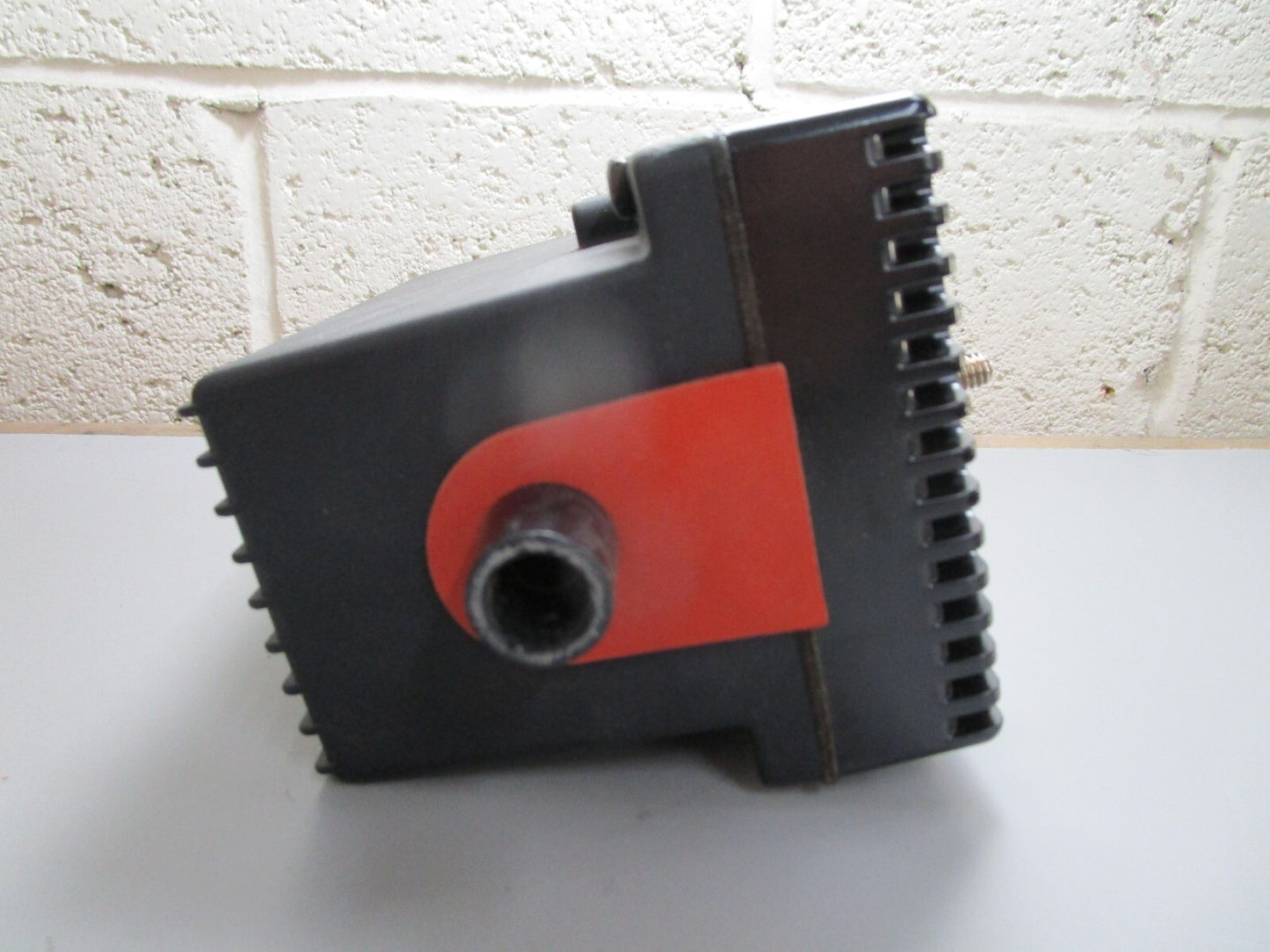 *NEW OEM* 0820 OMC Johnson Evinrude Ignition Moudle Ay 988147 0988147