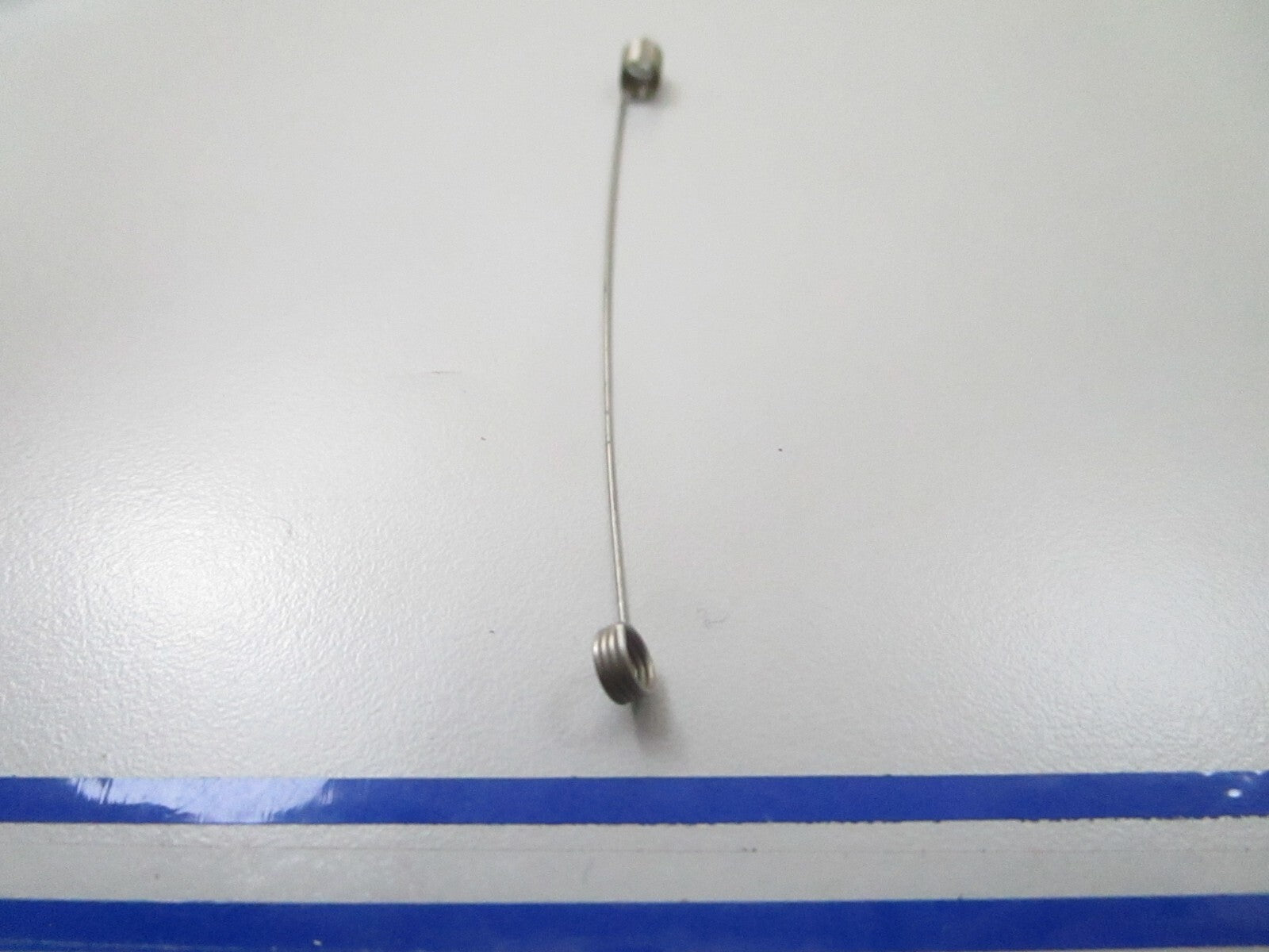 *NEW OEM* 0810 OMC Johnson Evinrude Spring 316075 0316075