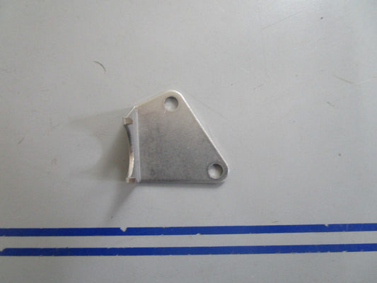 *NEW OEM* 0810 Volvo Penta Clamp Bracket 840195