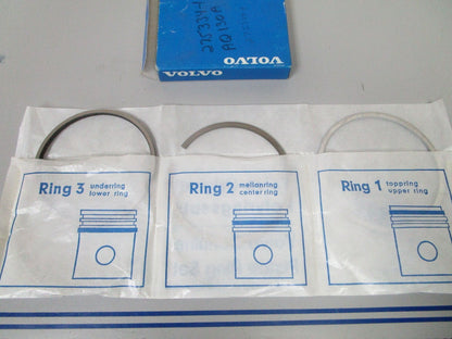 *NEW OEM* 0770 Volvo Penta 3 Piston Ring Set 275334