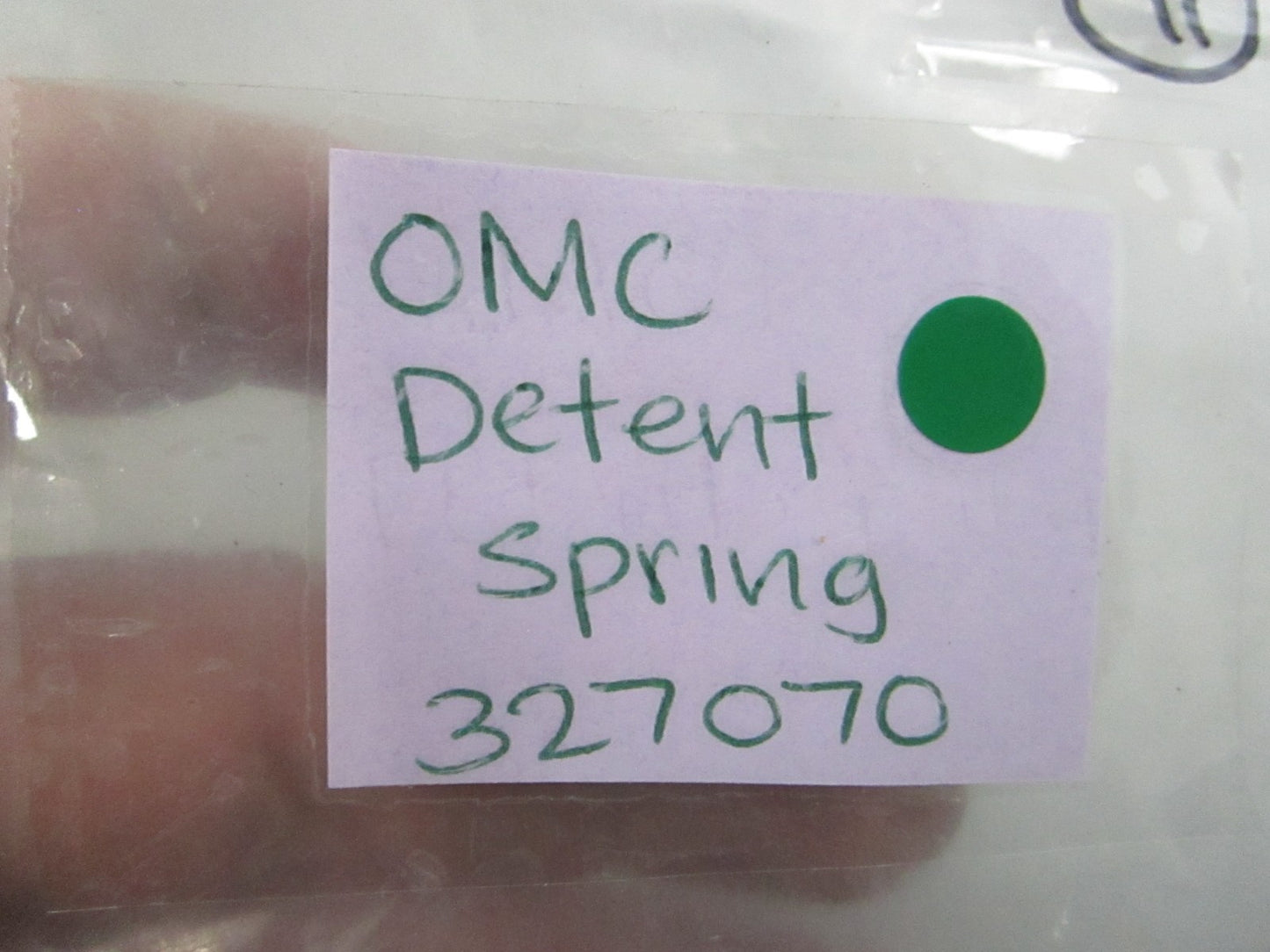 NEW OEM 327070 0327070 OMC Johnson Evinrude Detent Spring 0810