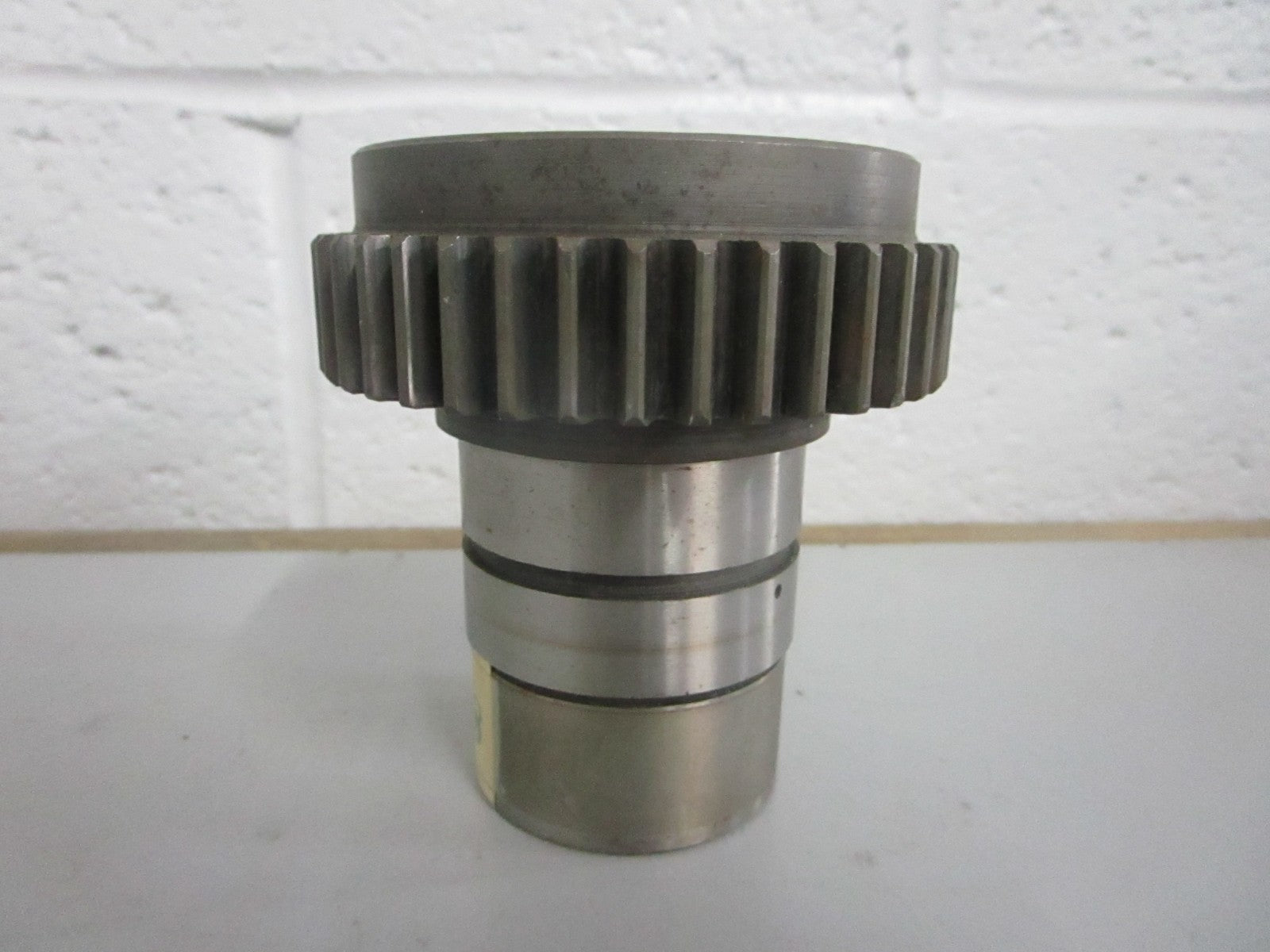 NEW OEM 854211 827309 Volvo Penta Gear 0820