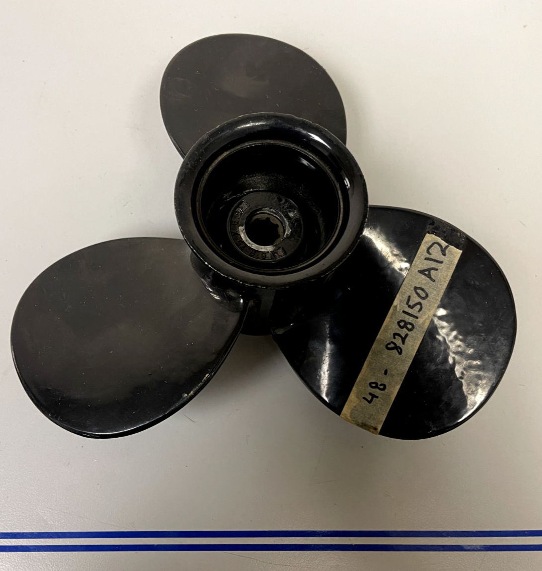 *NEW OEM* 0670 Mercury Quicksilver Propeller 48-828150A12