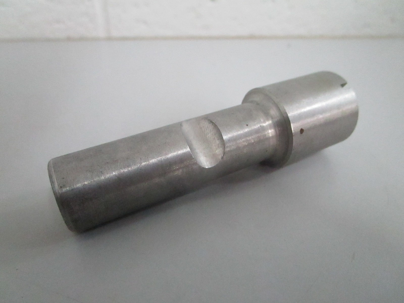 *NEW OEM* 0820 Volvo Penta Pivot Pin 850804