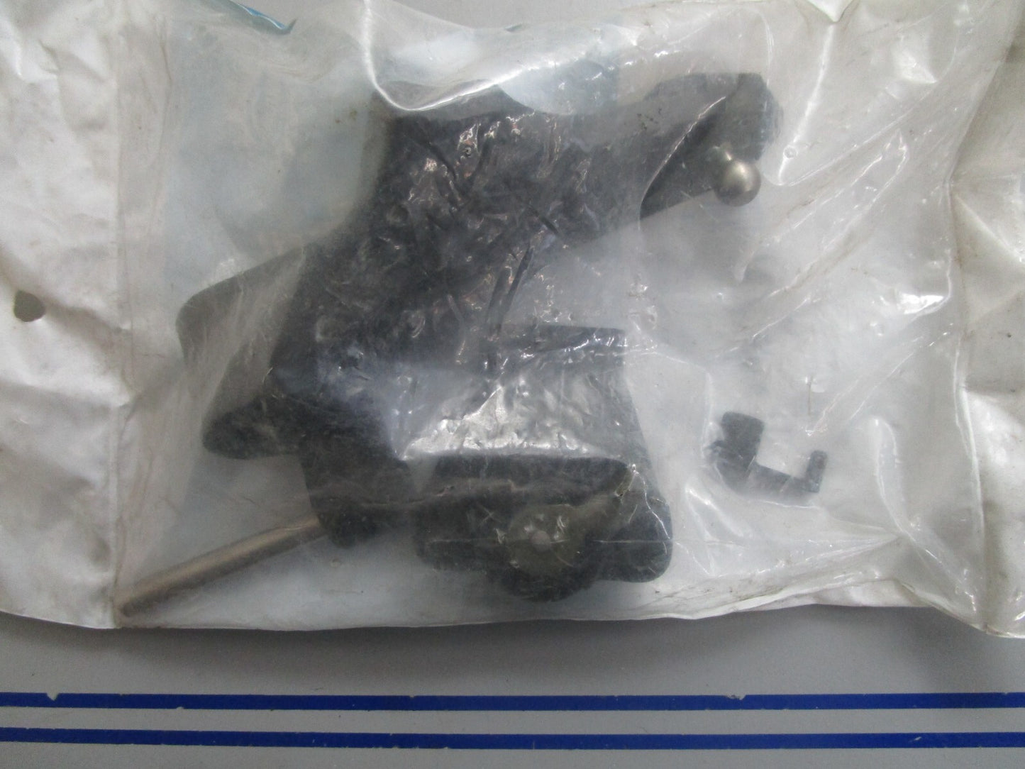 *NEW OEM* 0820 OMC Johnson Evinrude T/P Sensor & Cap Ay 5000807