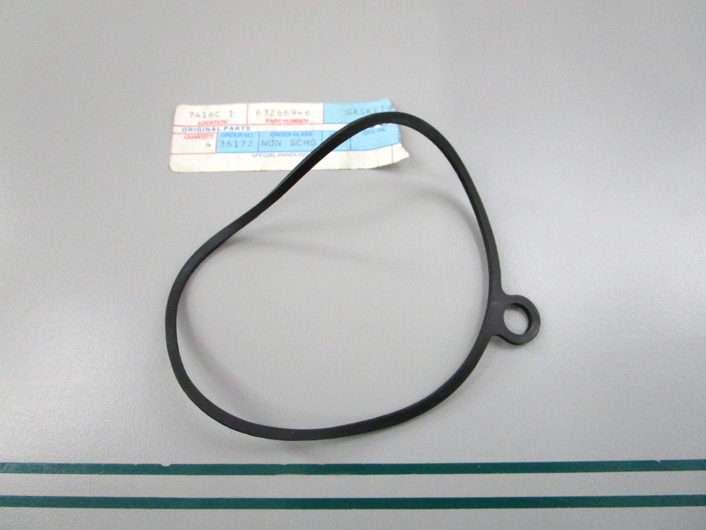 NEW OEM 832669 Volvo Penta Gasket 0810