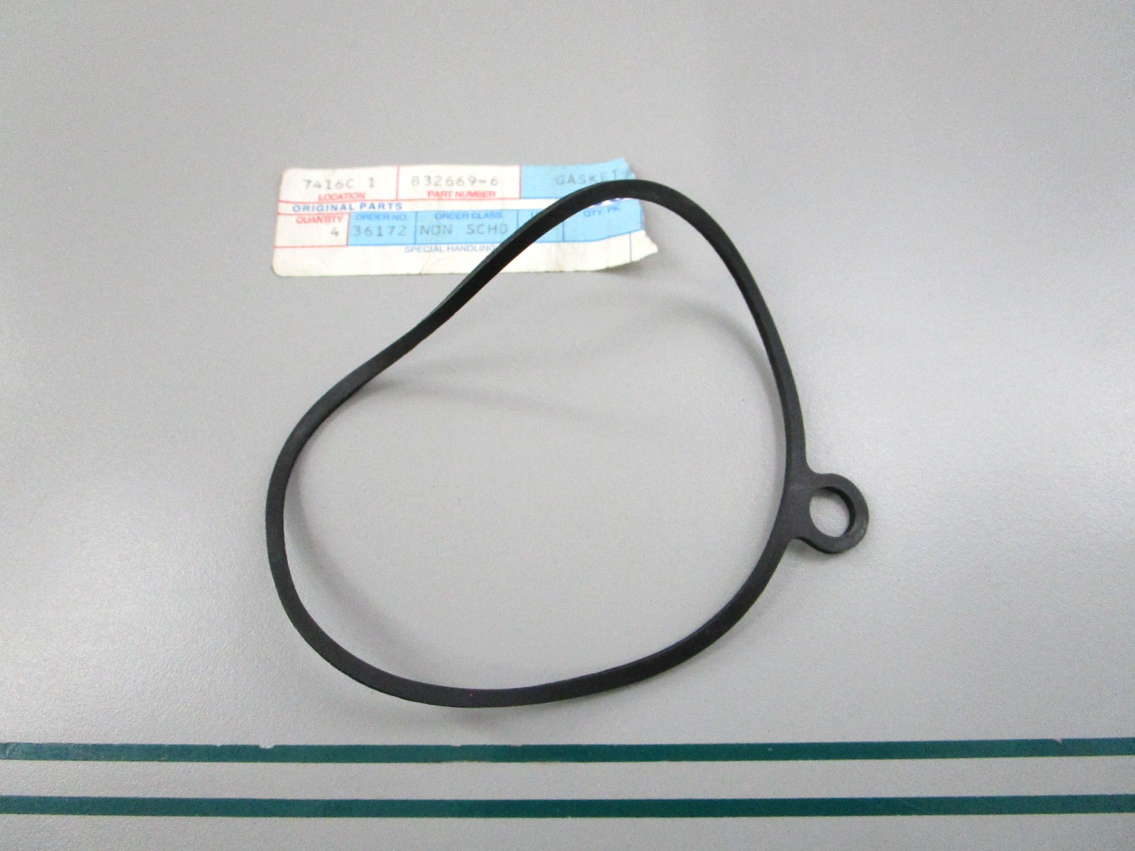 NEW OEM 832669 Volvo Penta Gasket 0810
