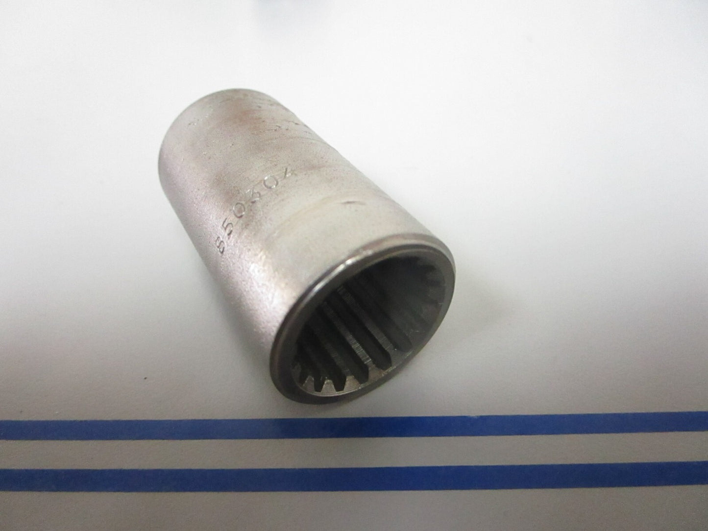 *NEW OEM* 0810 Volvo Penta Splined Sleeve 850304