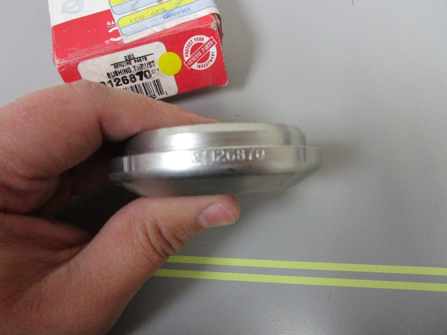 *NEW OEM* 0810 OMC Johnson Evinrude Thrust Bushing 126870 0126870