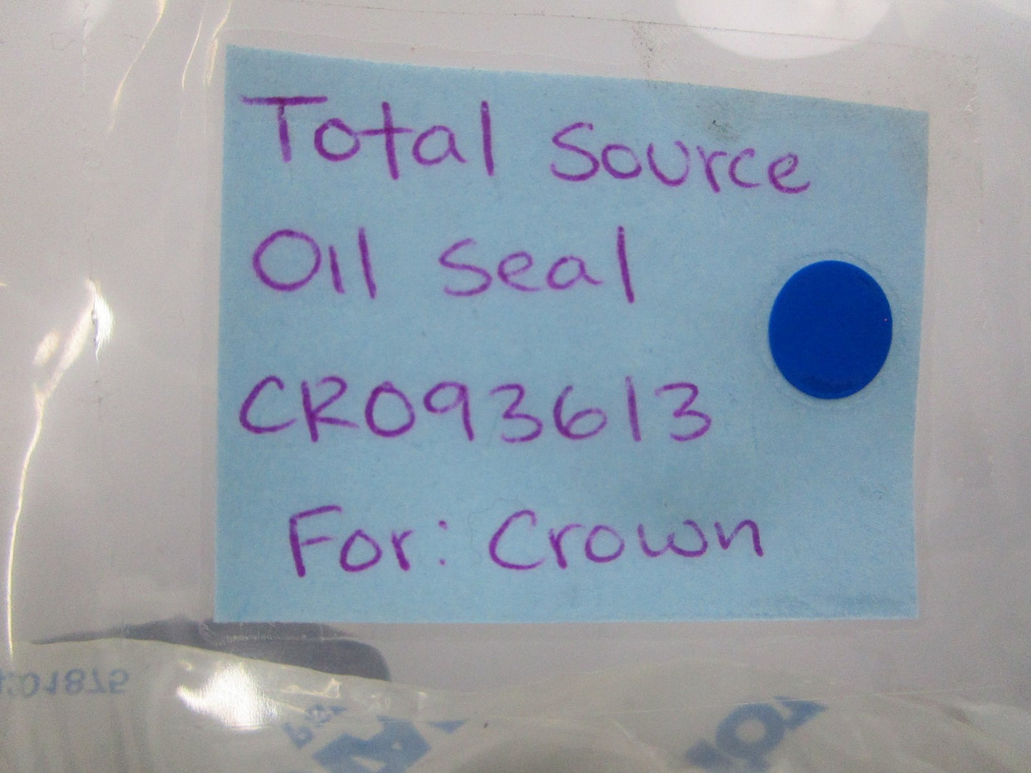 NEW (LOT OF 2) CR093613 For: Crown Total Source Oil Seal 0810