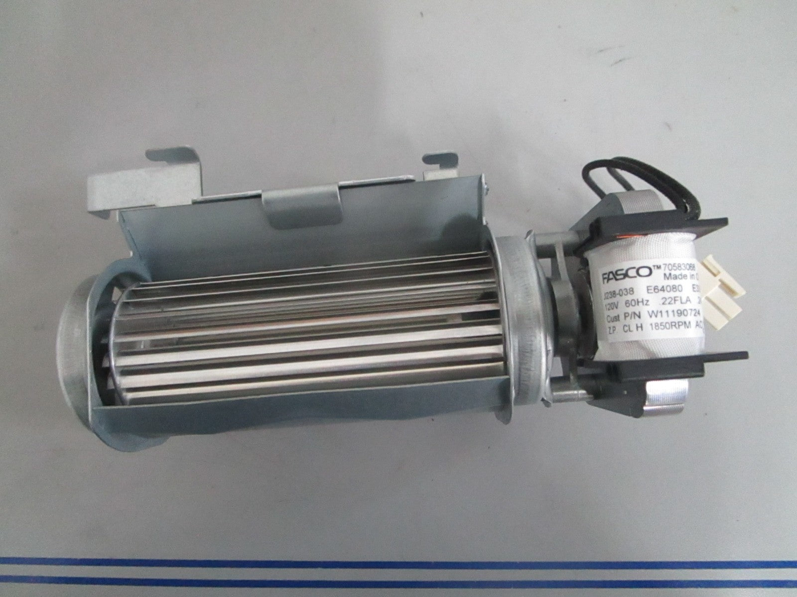 *NEW OEM* 0820 Whirlpool Blower Fan W11107275