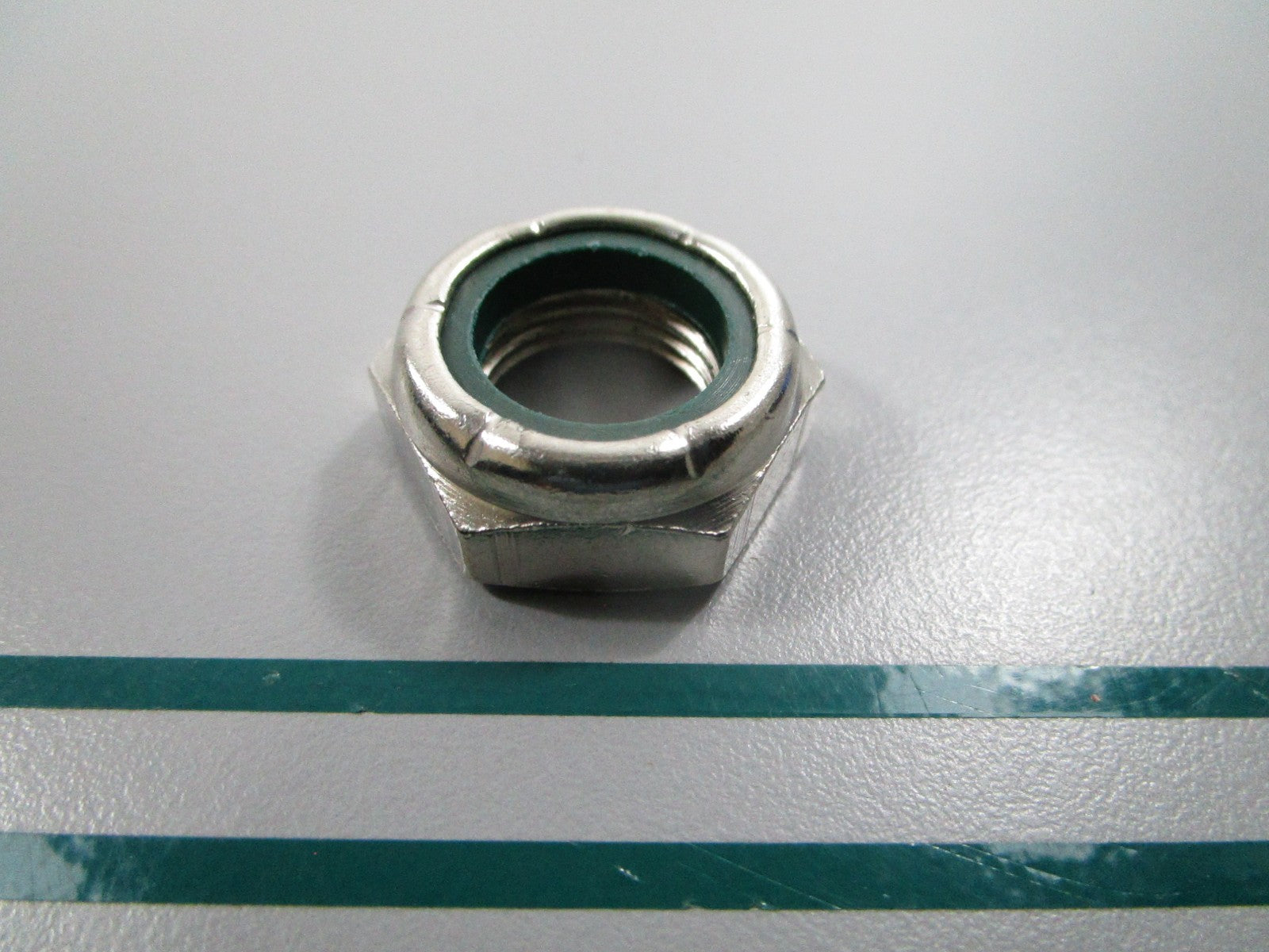 NEW OEM 3852848 OMC Johnson Evinrude Locknut 0810