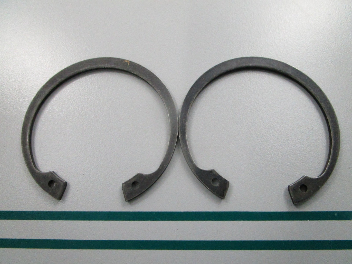 NEW OEM (LOT OF 2) R55408 John Deere Snap Ring 0810