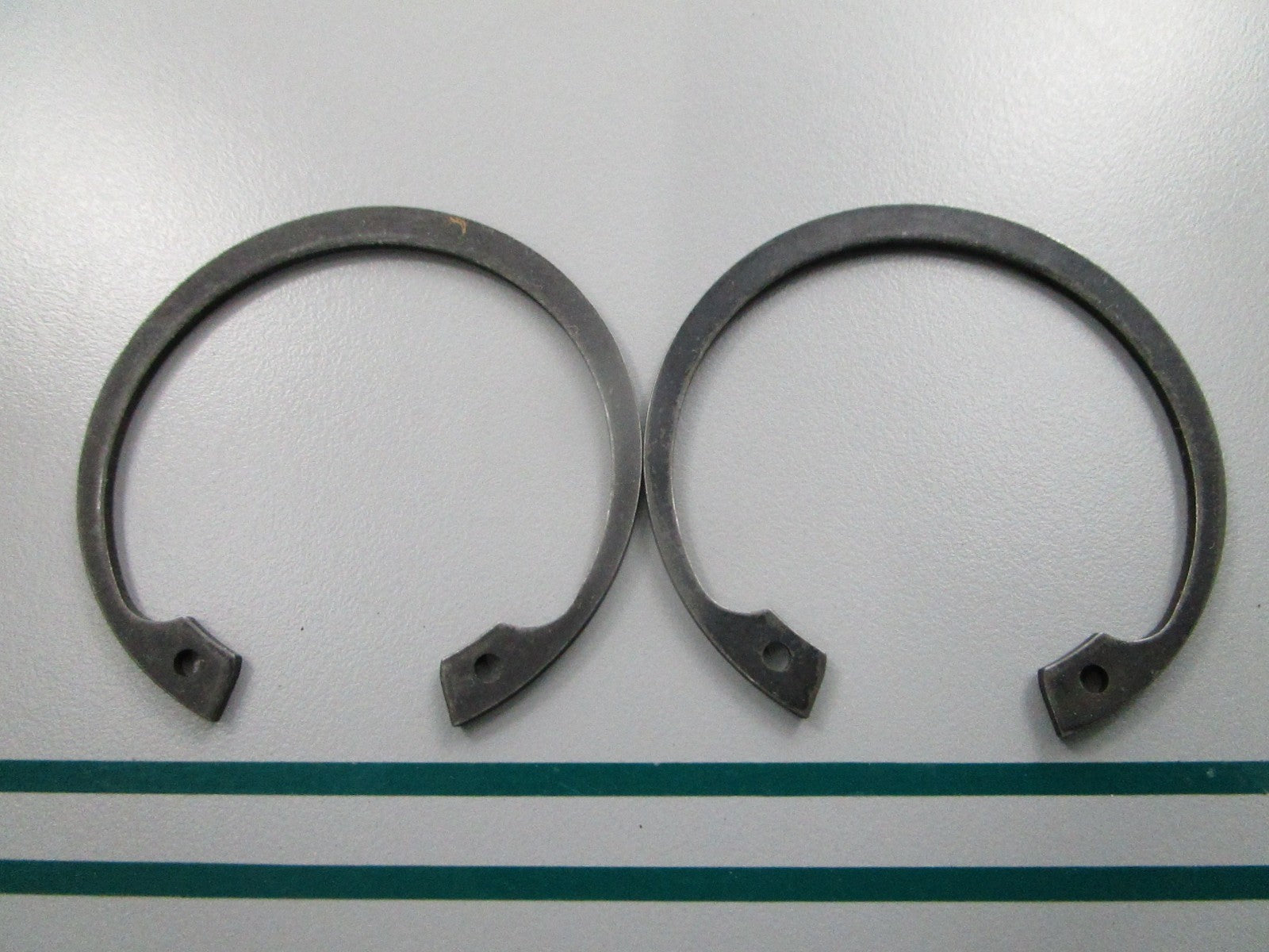 NEW OEM (LOT OF 2) R55408 John Deere Snap Ring 0810