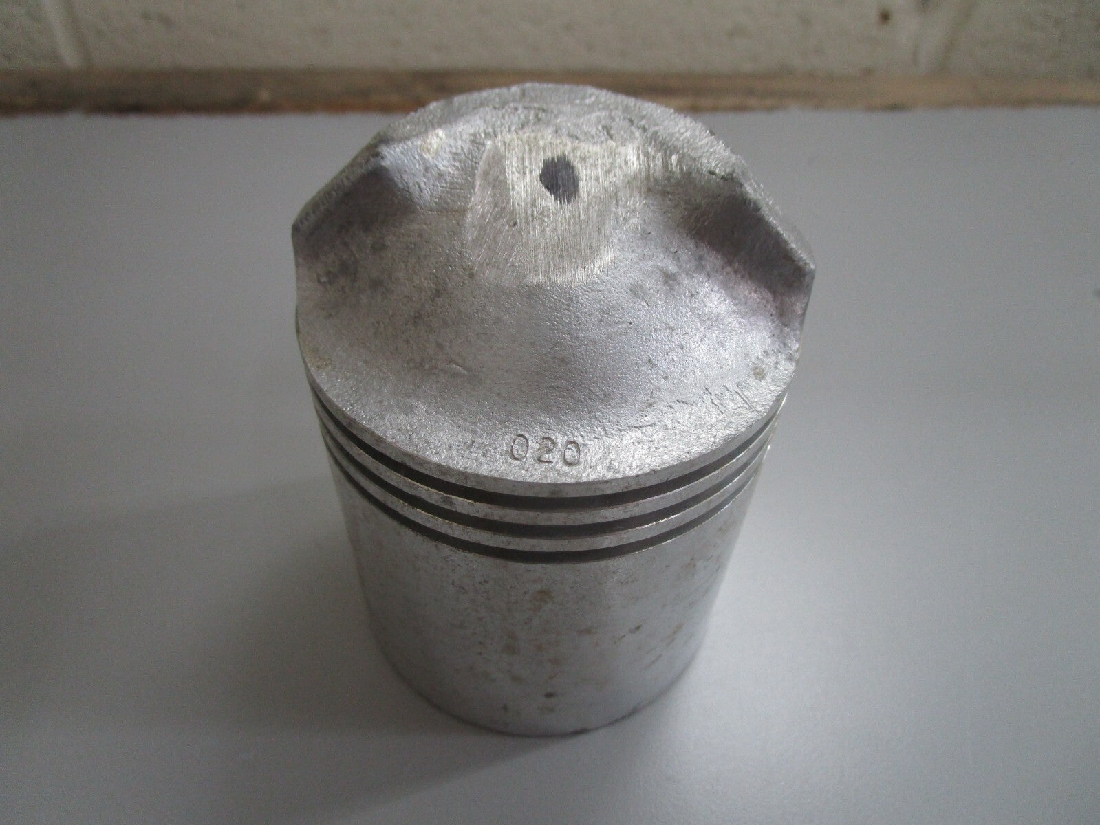 *NEW OEM* 0810 OMC Johnson Evinrude Piston 376532 0376532