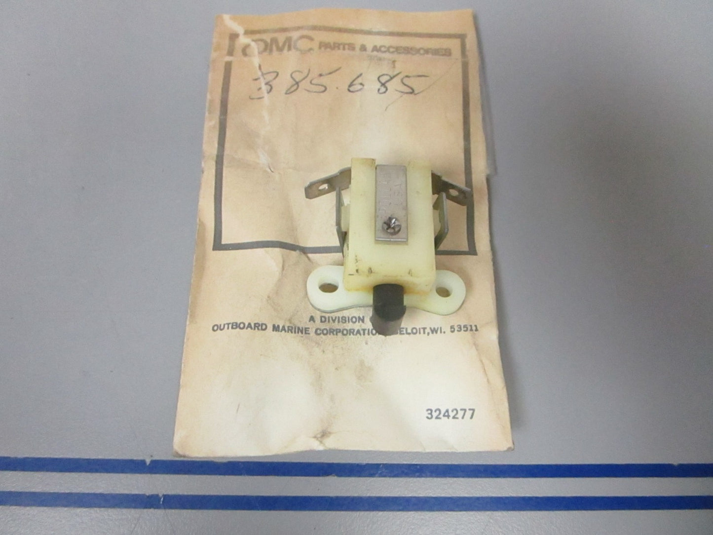 *NEW OEM* 0720 OMC Johnson Evinrude Safety Switch 385685 0385685