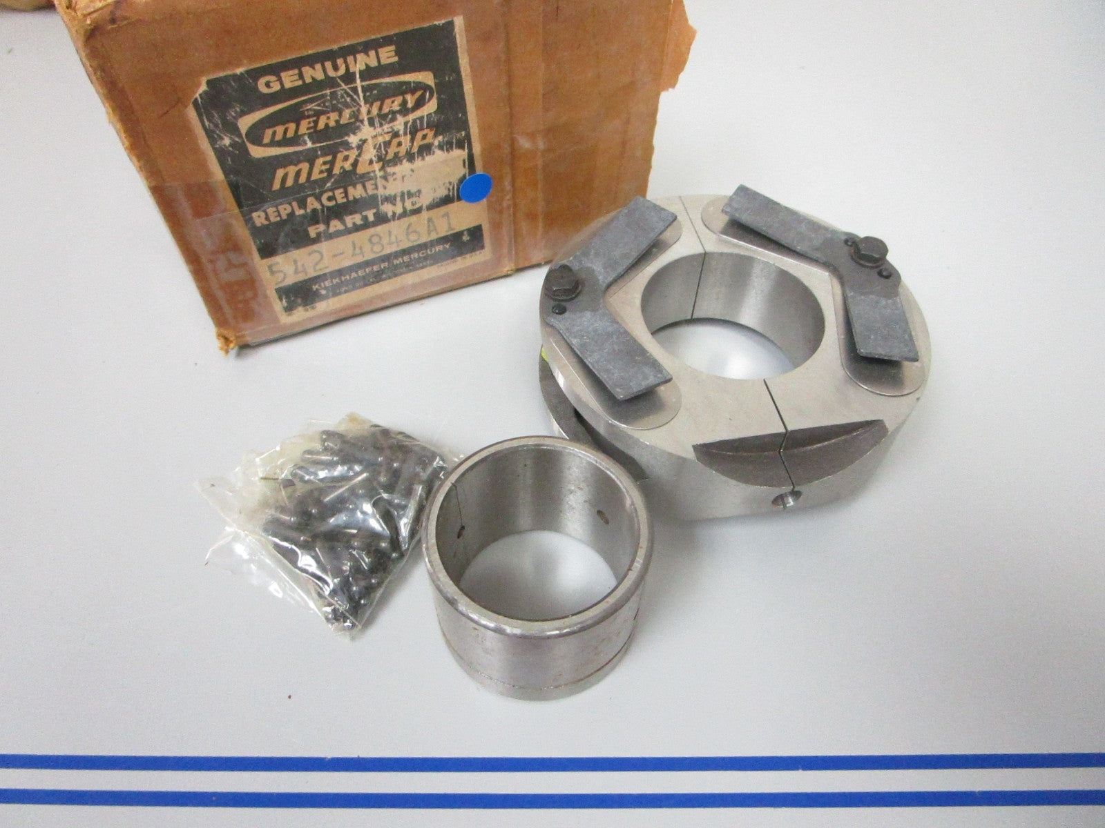 NEW OEM 4846A1 Mercury Quicksilver 65hp Main Bearing Reed Cage 0720