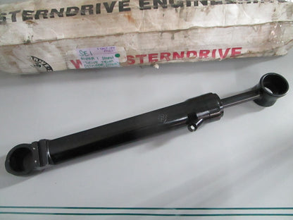 NEW 9B-104-01 SEI Alpha I Sterndrive STBD Trim Cylinder Rep: 98704A3 Merc 0820