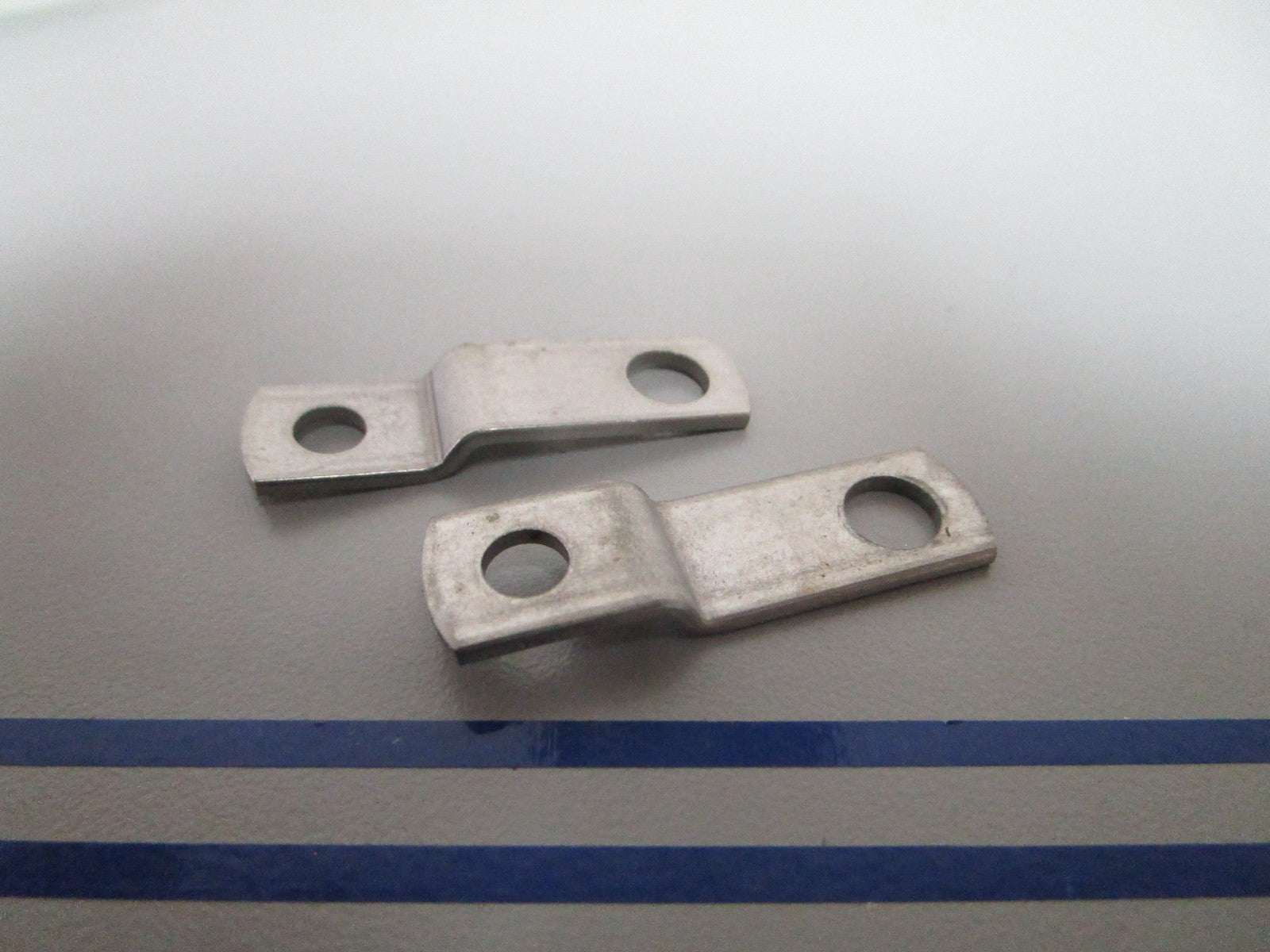 NEW OEM (LOT OF 2) 205041 0205041 OMC Johnson Evinrude Retainer 0810
