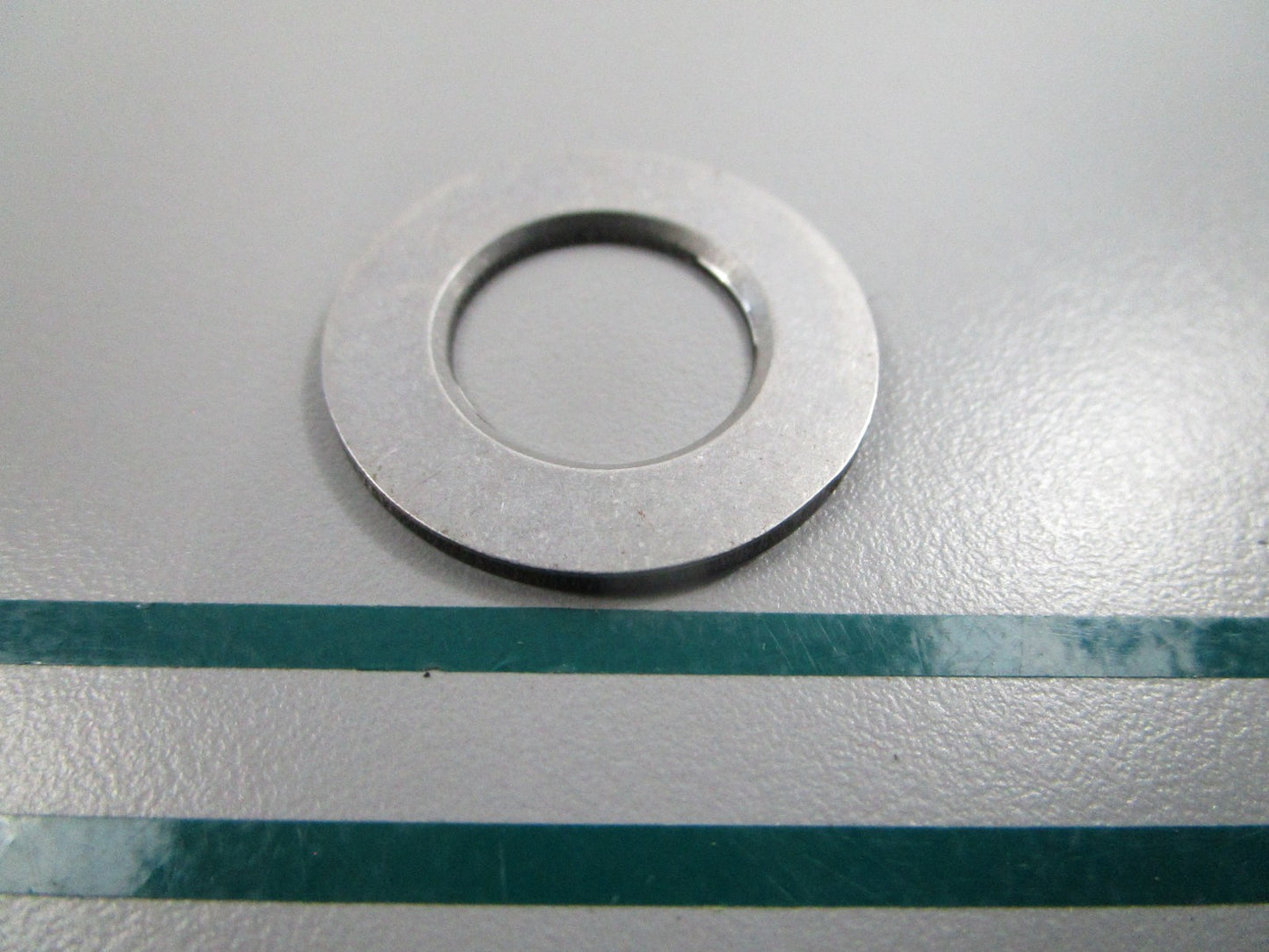 NEW OEM 322202 0322202 OMC Johnson Evinrude Thrust Washer 0810