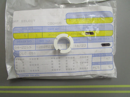 *NEW OEM* 0810 OMC Johnson Evinrude Bushing 308532 0308532