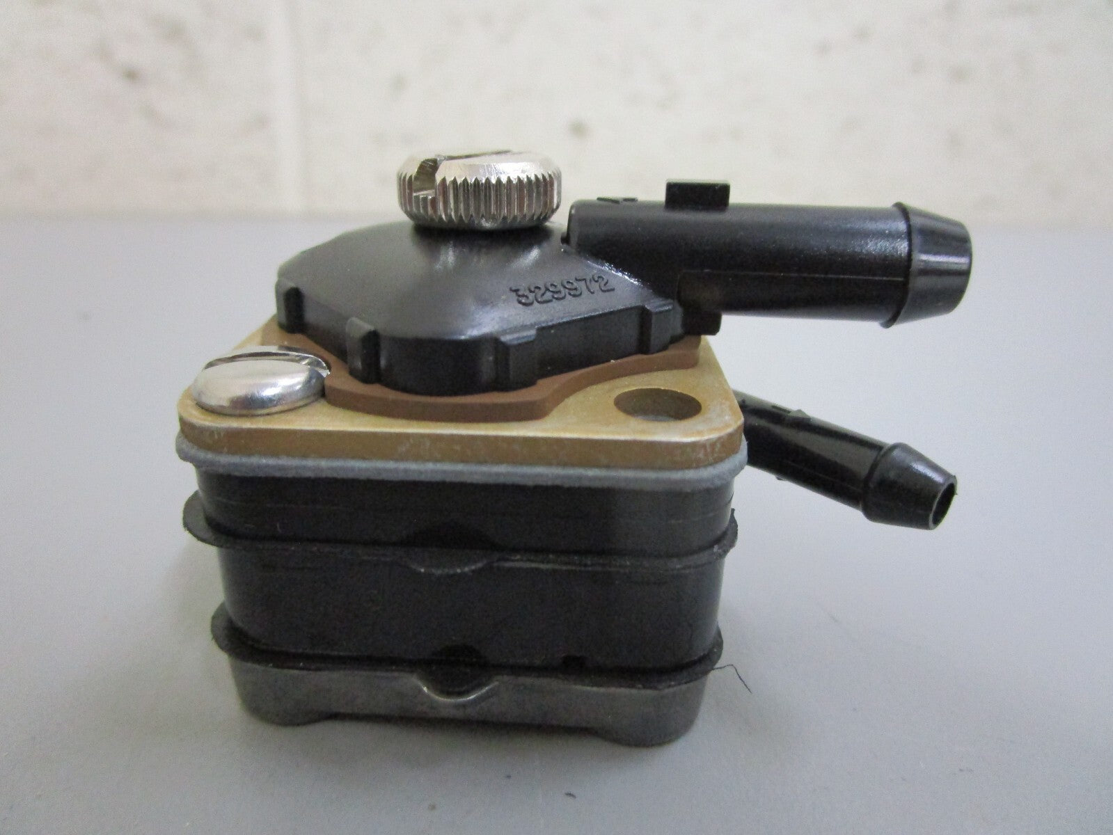 *NEW OEM* 0820 OMC Johnson Evinrude Fuel Pump Ay 397727 0397727
