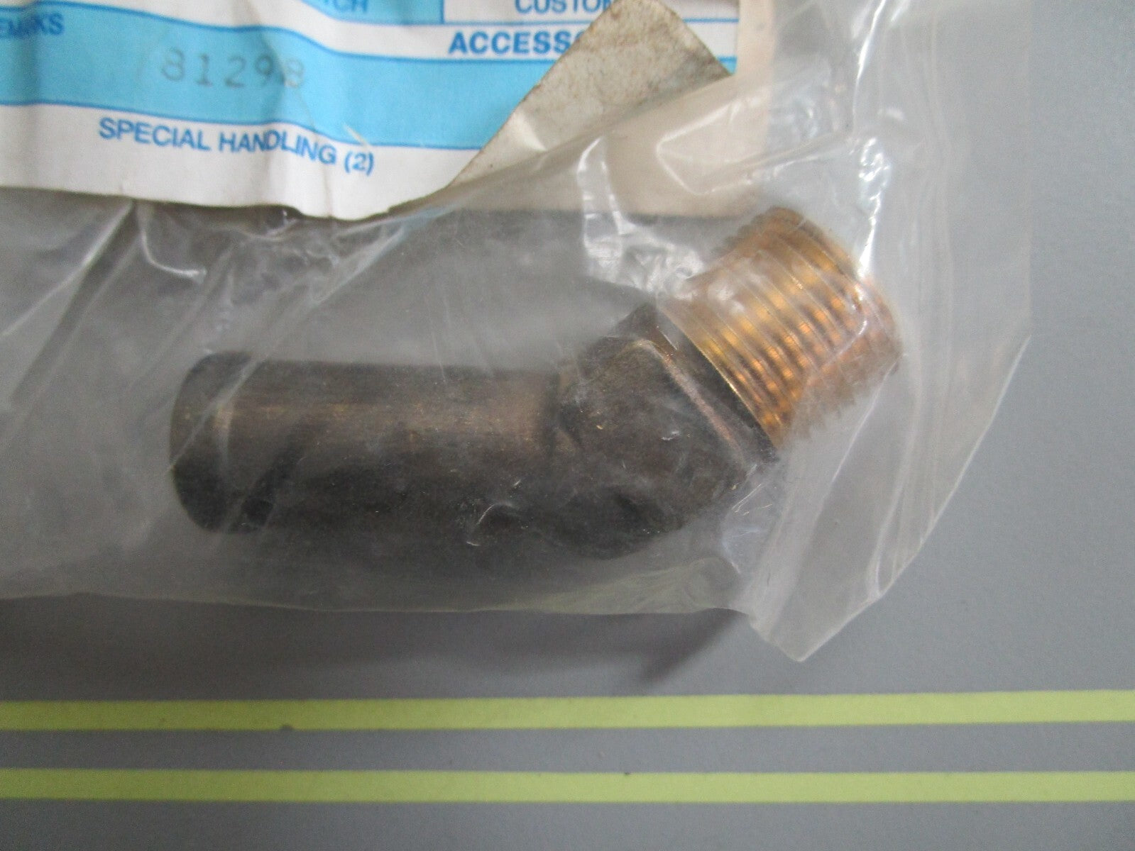 *NEW OEM* 0810 Volvo Penta Elbow Nipple 941534