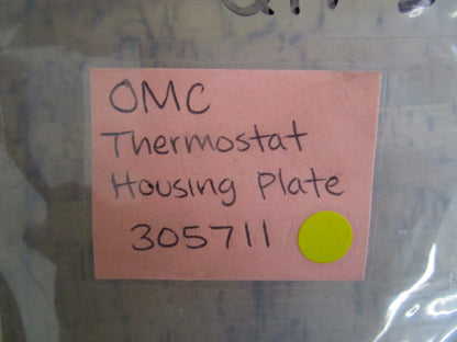 *NEW OEM* 0810 OMC Johnson Evinrude Thermostat Housing Plate 305711 0305711